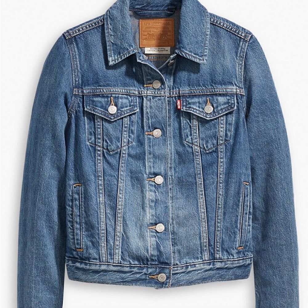 Levi’s Classic Trucker Red Tab Medium Wash Denim Jean Jacket Large 100% Cotton